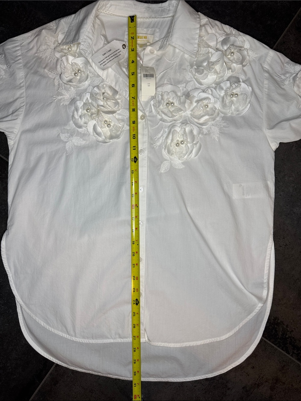 Anthropologie Maeve Bennet Buttondown 3D Floral Appliqué Shirt Fits Larger - Picture 10 of 17